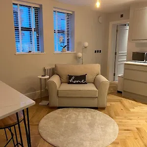 Apartment New Apartment, 10 Mins From Principality Stadium, Cardiff