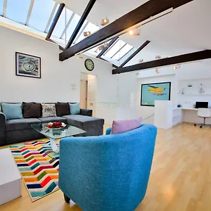 https://sussex-mews-house.brighton-hotels-england.com