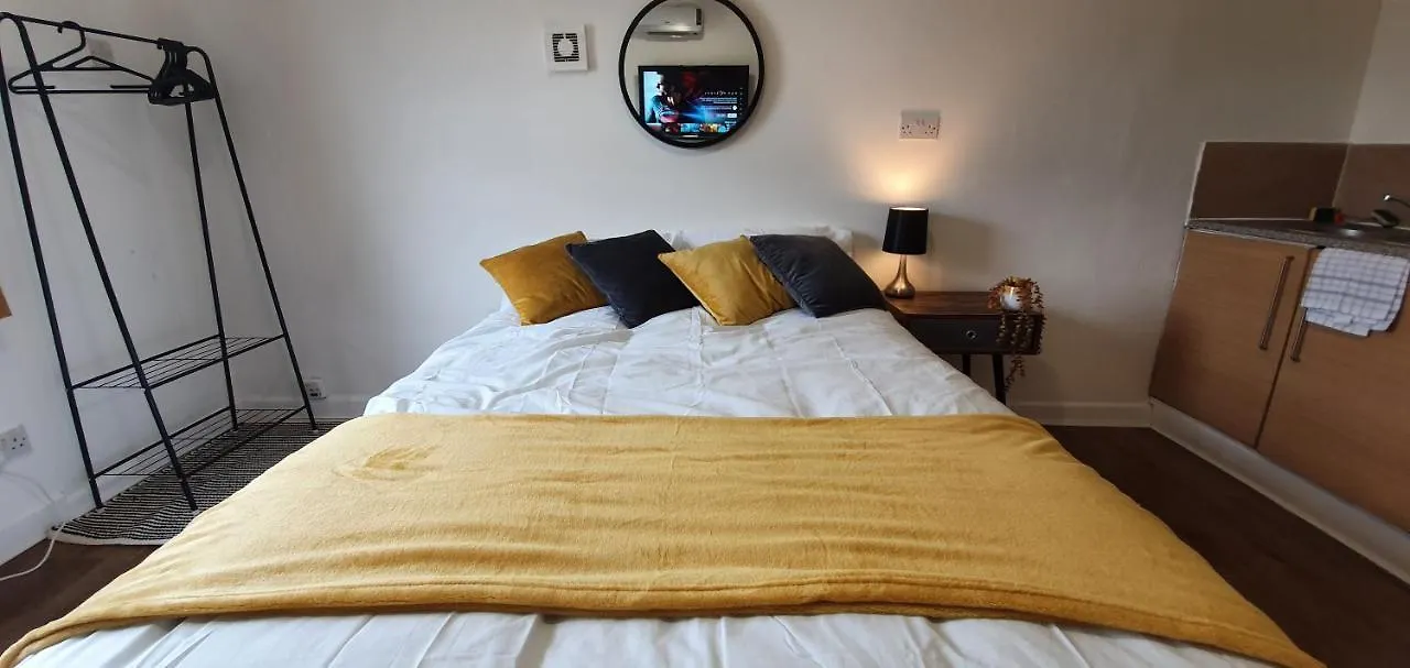 Apartment Fast Broadband, Budget Stay, Free Netflix. Cardiff United Kingdom